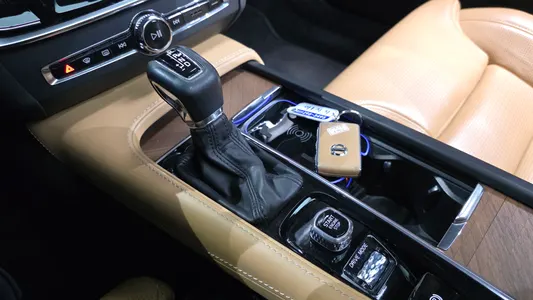 Volvo S90 T5 2020 9