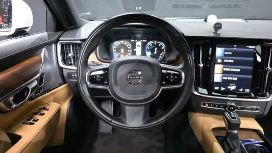 Volvo S90 T5 2020 13