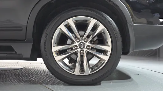 Kia R 2.0 2WD 2014 27