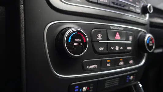 Kia R 2.0 2WD 2014 40