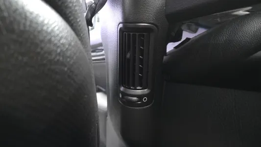 Kia R 2.0 2WD 2014 36