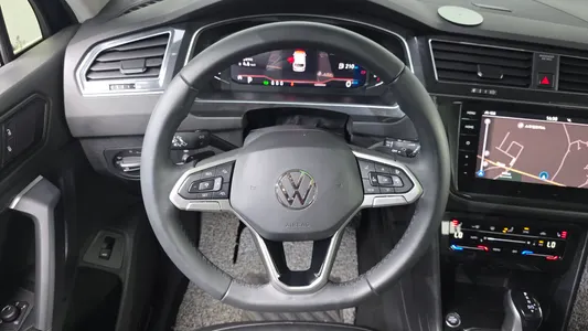 Volkswagen 2 2.0 TDI 4 2023 12
