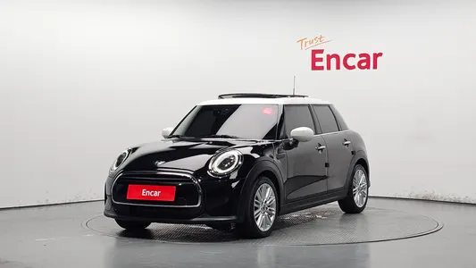 MINI 5 2022