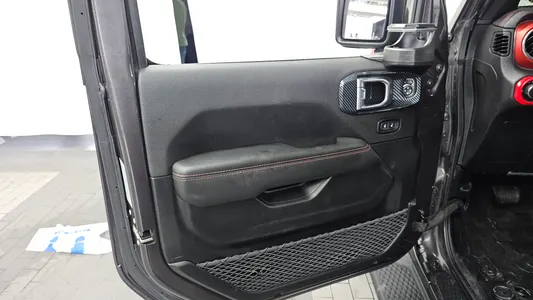 Jeep (JL) 2.0 4 2021 24