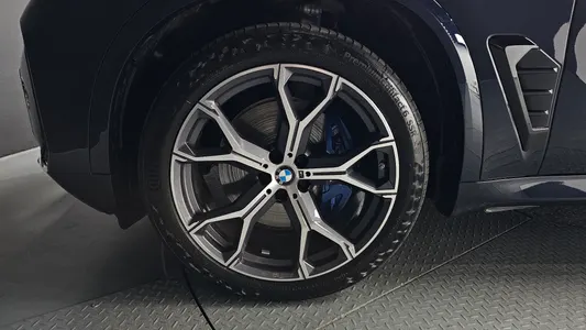 BMW X5 (G05) xDrive 40i M 2025 5