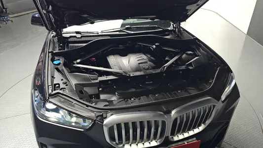 BMW X5 (G05) xDrive 40i M 2025 6