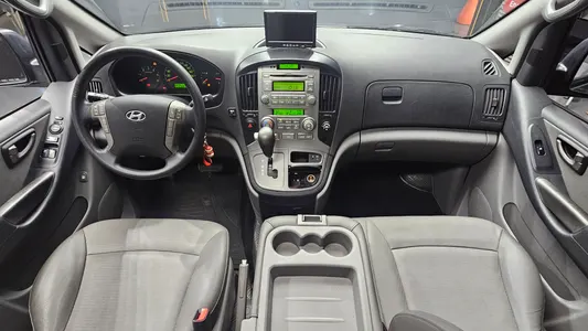 Hyundai Grand Starex 12 2009 7