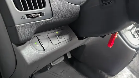 Hyundai Grand Starex 12 2009 29