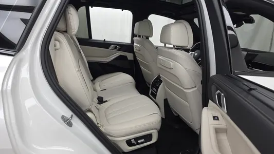 BMW X5 (G05) xDrive 40i M 2025 12