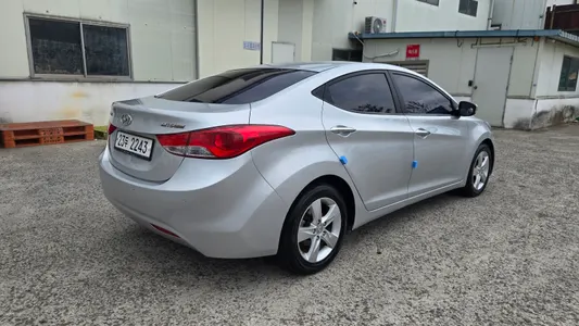 Hyundai MD M16 GDI 2011 6