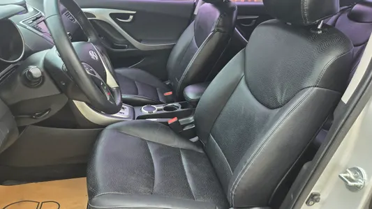 Hyundai MD M16 GDI 2011 10