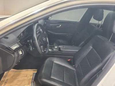 Mercedes-Benz E-Class W212 E350 2012 9