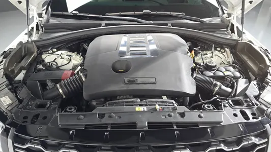 Land Rover 레인지로버 벨라 3.0 P400 R- HSE 2021 6