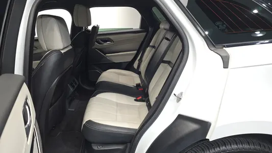 Land Rover 레인지로버 벨라 3.0 P400 R- HSE 2021 11