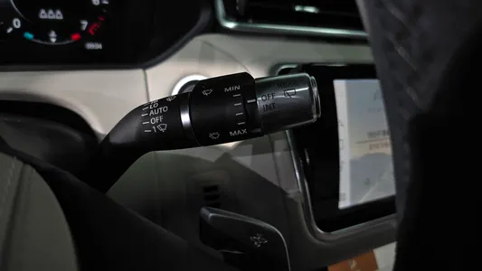Land Rover 레인지로버 벨라 3.0 P400 R- HSE 2021 20