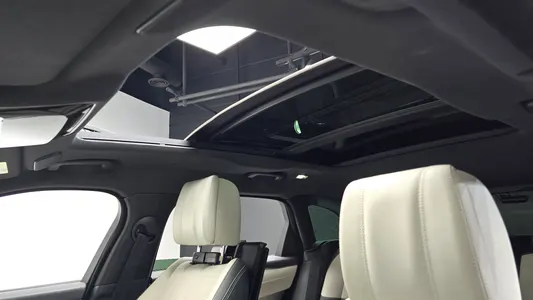 Land Rover 레인지로버 벨라 3.0 P400 R- HSE 2021 16