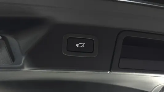 Land Rover 레인지로버 벨라 3.0 P400 R- HSE 2021 17