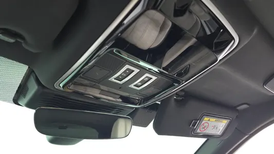 Land Rover 레인지로버 벨라 3.0 P400 R- HSE 2021 19