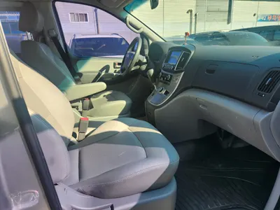 Hyundai Grand Starex 4WD 11 2016 8