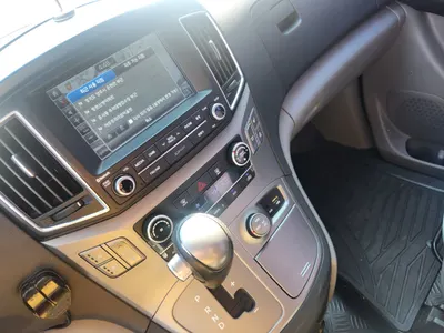 Hyundai Grand Starex 4WD 11 2016 16