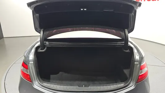 Hyundai HG 2015 20