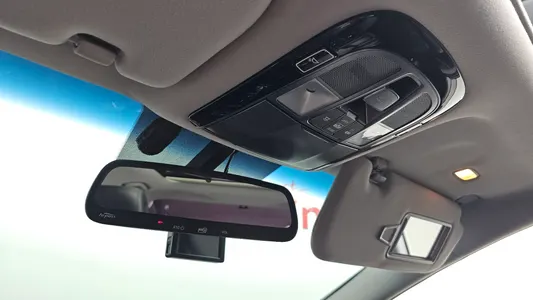 Hyundai HG 2015 29