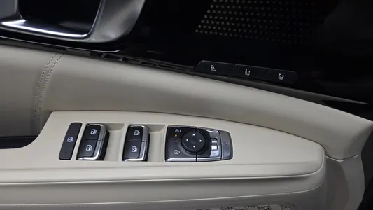 Kia 4 HEV 9 2024 28