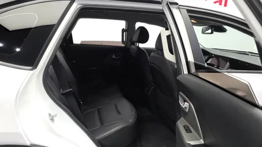 Kia 니로 플러스 2022 12