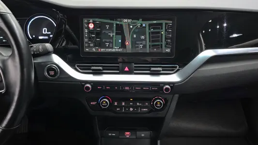 Kia 니로 플러스 2022 14