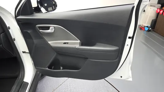 Kia 니로 플러스 2022 24