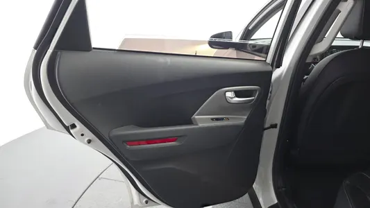 Kia 니로 플러스 2022 25