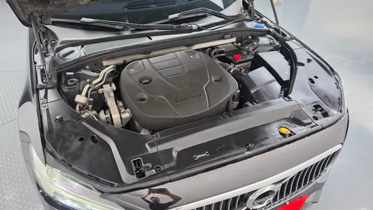 Volvo S90 D4 2018 6