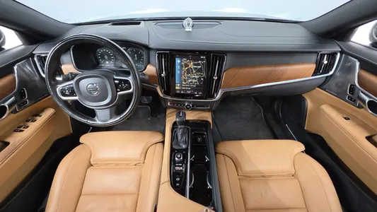 Volvo S90 D4 2018 7