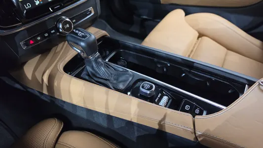 Volvo S90 D4 2018 9