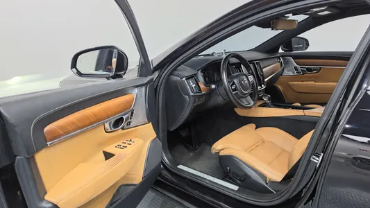 Volvo S90 D4 2018 10