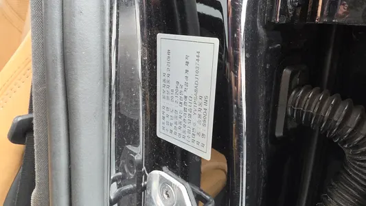 Volvo S90 D4 2018 26