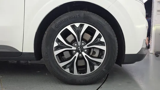 Kia Carnival 9 2023 21