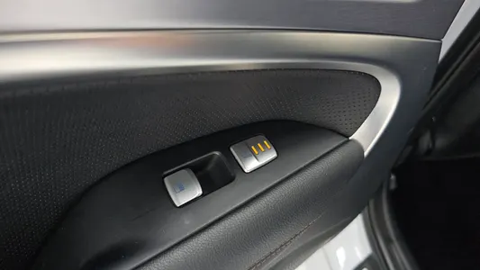 Genesis G70 2.2D 2019 18