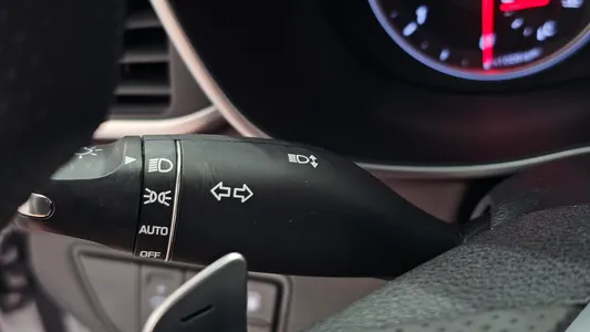 Genesis G70 2.2D 2019 29