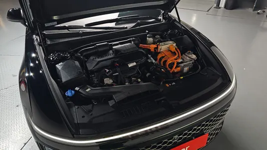 Hyundai (GN7) 2024 6