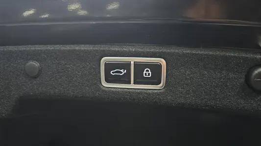 Hyundai (GN7) 2024 20
