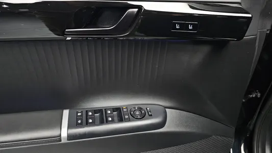 Hyundai (GN7) 2024 17