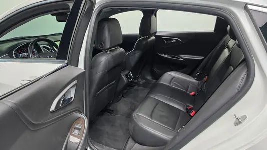 Chevrolet 말리부 1.5 LTZ 2016 12
