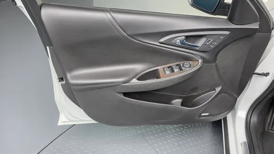 Chevrolet 말리부 1.5 LTZ 2016 24