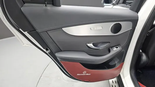 Mercedes-Benz GLC-Class X253 GLC300e 4MATIC 2020 25