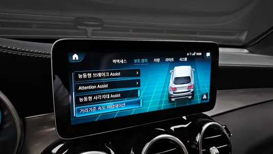 Mercedes-Benz GLC-Class X253 GLC300e 4MATIC 2020 28