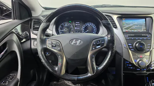 Hyundai Grandeur HG HG300 2011 13