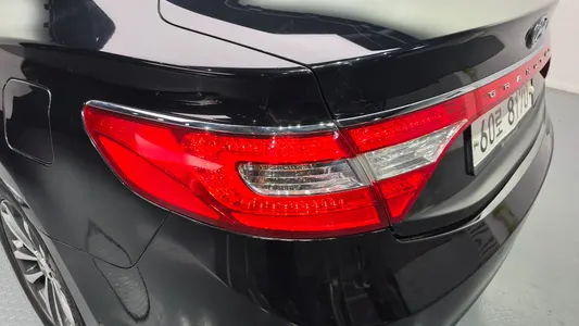 Hyundai Grandeur HG HG300 2011 23