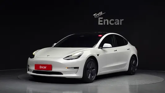 Tesla 3 AWD 2021