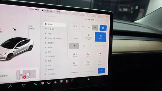 Tesla 3 AWD 2021 27